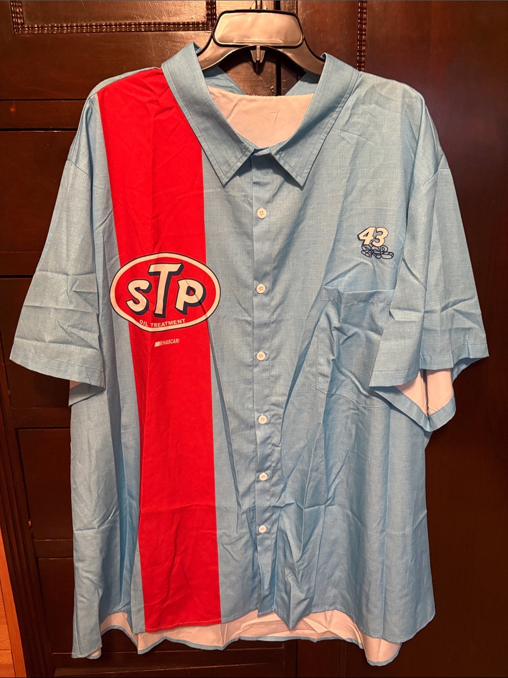 Racing Short-Sleeve Button-Up Shirt in Light Blue and Red